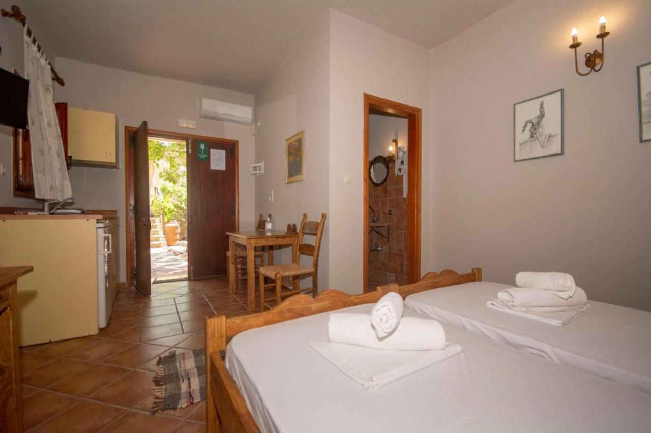 Stamatogiannis Traditional Apartments Kalivianí Esterno foto