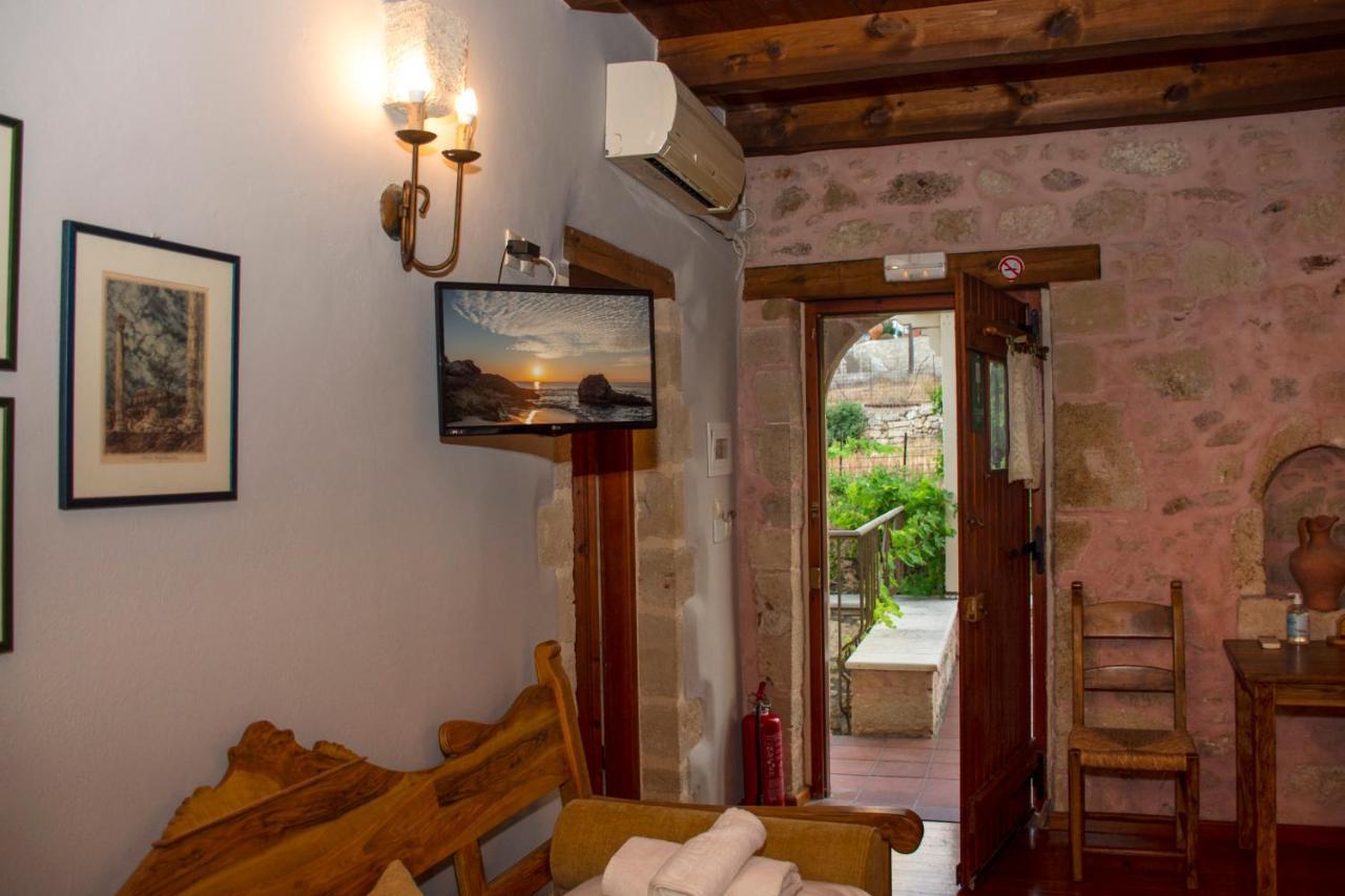 Stamatogiannis Traditional Apartments Kalivianí Esterno foto