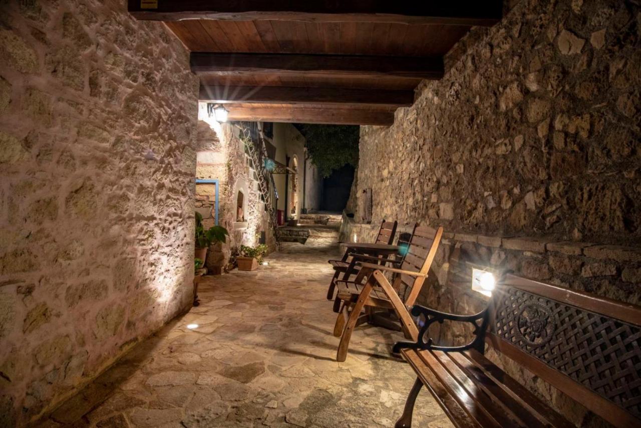 Stamatogiannis Traditional Apartments Kalivianí Esterno foto
