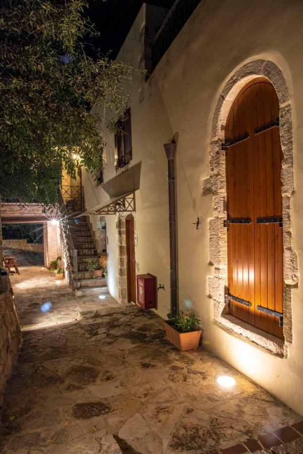 Stamatogiannis Traditional Apartments Kalivianí Esterno foto